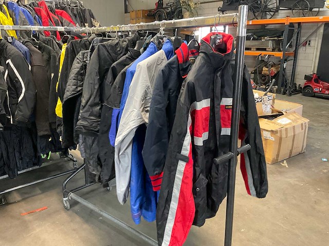 Diverse revenger, mobic, ducati, mqp, fieldsheer, motodress, orina, motorjassen (18x) - afbeelding 1 van  20