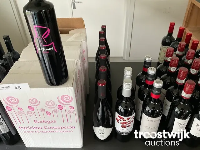 Diverse rode wijn - afbeelding 9 van  16