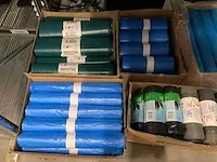 Diverse rollen vuilniszakken (208x) - afbeelding 2 van  3