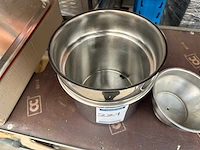Diverse rvs bakken - afbeelding 4 van  6