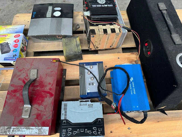 Diverse scheeps elektronica (10x) - afbeelding 1 van  2