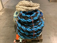 Diverse scheepstouw maritieme toebehoren - afbeelding 3 van  6