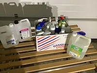 Diverse schoonmaak artikelen - afbeelding 2 van  2