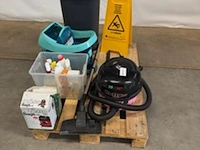Diverse schoonmaakgerief - afbeelding 1 van  9
