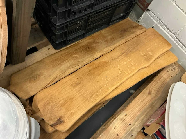 Diverse servies aardewerk en hout - afbeelding 10 van  14