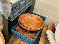Diverse servies aardewerk en hout - afbeelding 5 van  14