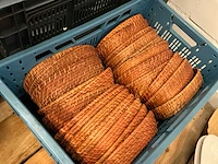Diverse servies aardewerk en hout - afbeelding 8 van  14