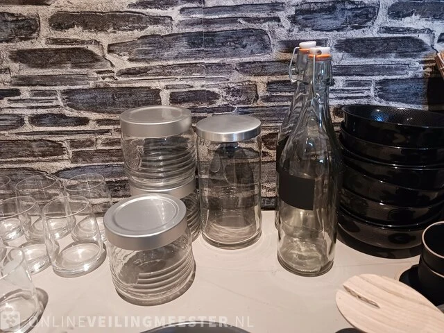 Diverse servies en decoratie - afbeelding 3 van  17