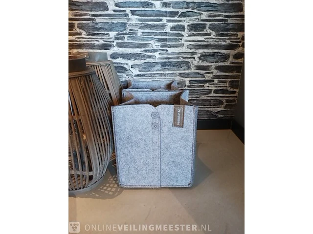 Diverse servies en decoratie - afbeelding 10 van  17