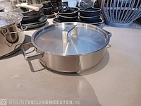 Diverse servies en decoratie - afbeelding 12 van  17