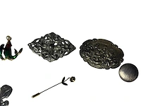 Diverse sieraden, staal - afbeelding 4 van  5
