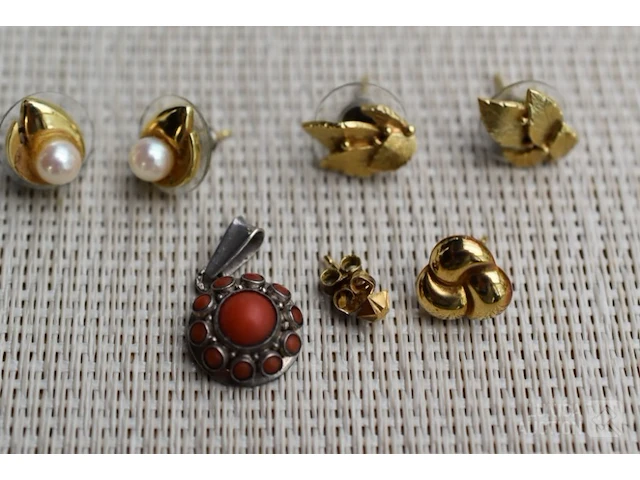 Diverse sieraden - afbeelding 1 van  4