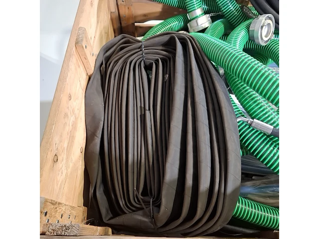 Diverse slangen en kabel - afbeelding 11 van  11