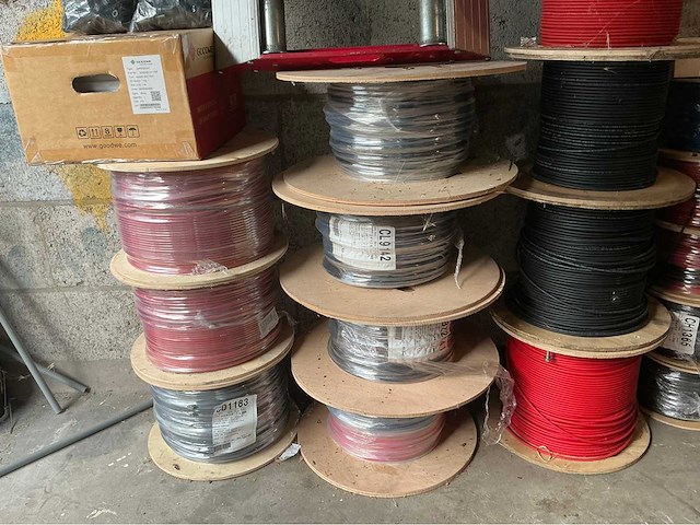 Diverse solarkabel haspels - afbeelding 4 van  17