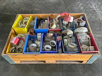 Diverse soorten en maten tape - afbeelding 1 van  9