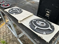 Diverse speakers - afbeelding 8 van  11