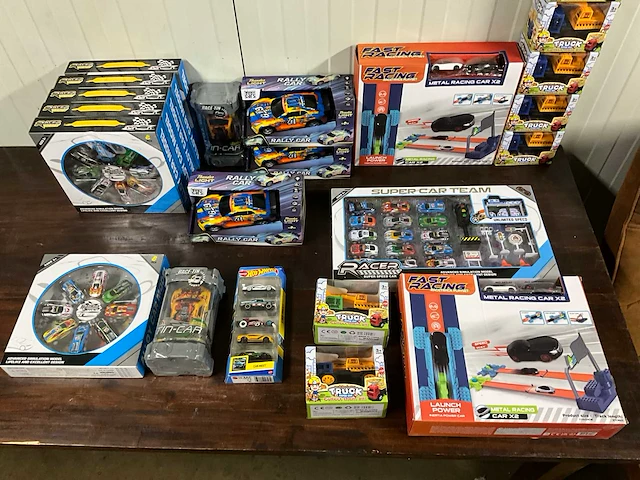 Diverse speelgoed auto’s (24x) - afbeelding 2 van  4