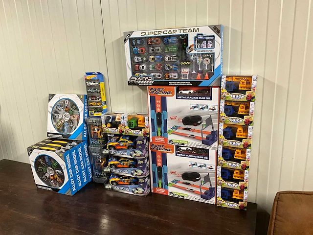Diverse speelgoed auto’s (24x) - afbeelding 3 van  4