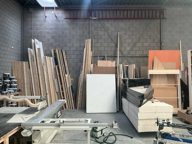 Diverse standbouw constructie elementen - afbeelding 1 van  10