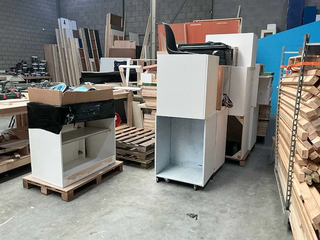 Diverse standbouw constructie elementen - afbeelding 2 van  10