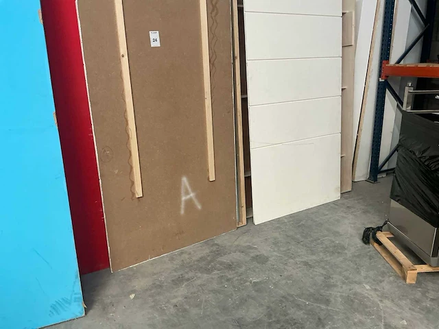 Diverse standbouw constructie elementen - afbeelding 7 van  10