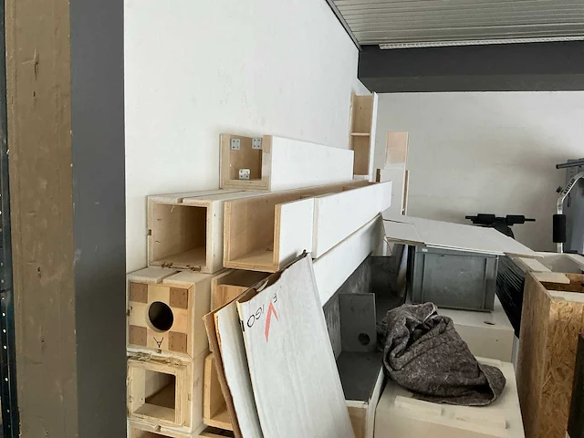 Diverse standbouw constructie elementen - afbeelding 7 van  12