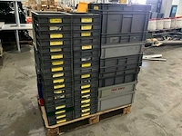 Diverse stapelkratten (66x) - afbeelding 1 van  5
