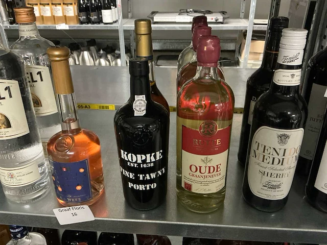 Diverse sterke drank (44x) - afbeelding 9 van  14