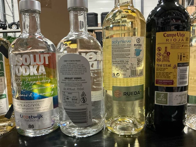 Diverse sterke drank/wijn (12x) - afbeelding 5 van  6