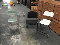 Diverse stoelen - afbeelding 1 van  2