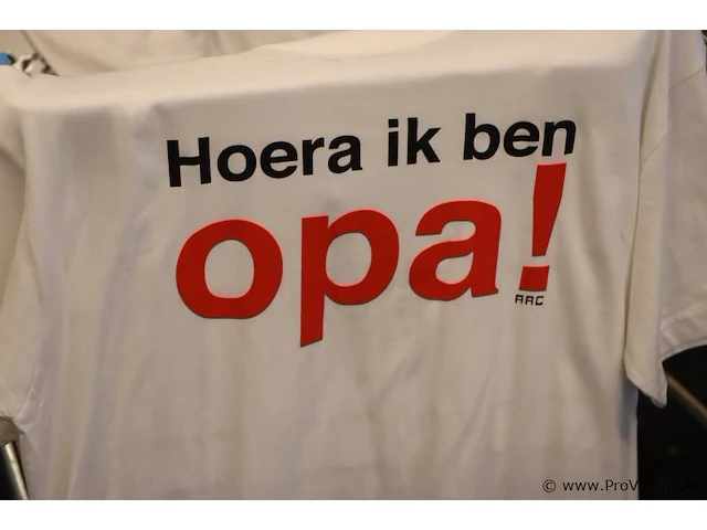 Diverse t-shirts met opdruk - afbeelding 3 van  4