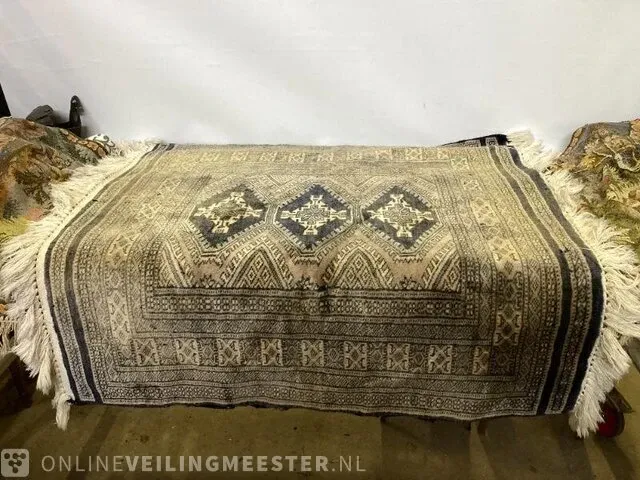 Diverse tafelkleden gehaakt - afbeelding 6 van  9