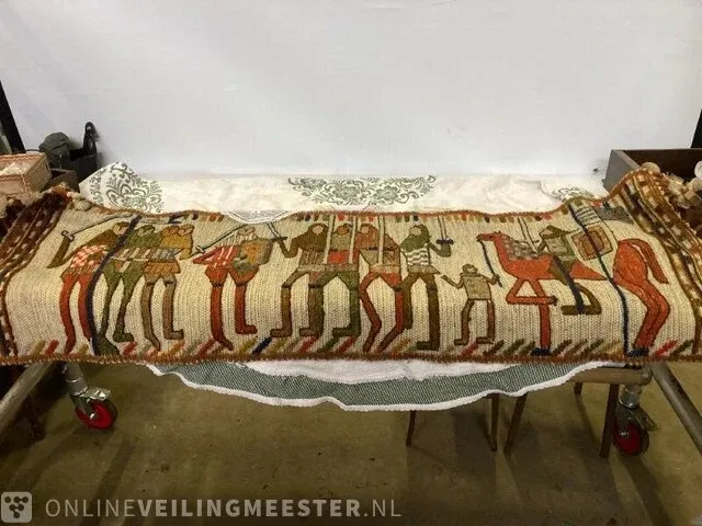 Diverse tafelkleden gehaakt - afbeelding 8 van  9