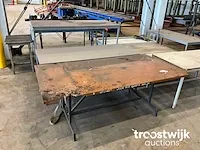 Diverse tafels - afbeelding 2 van  4