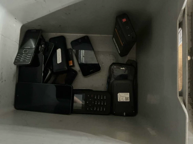 Diverse telefoon (10x) - afbeelding 1 van  1