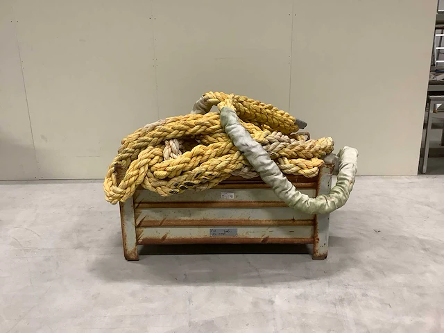 Diverse touwen waaronder dyneema. - afbeelding 1 van  5
