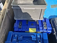 Diverse transportkisten en koffers - afbeelding 10 van  11