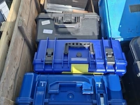 Diverse transportkisten en koffers - afbeelding 11 van  11