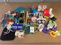 Diverse tuin benodigdheden - afbeelding 1 van  3