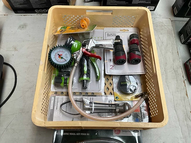 Diverse tuingereedschap accessoires - afbeelding 4 van  4
