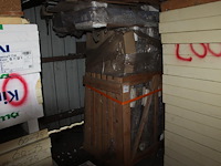 Diverse velux dakramen op 2 pallets. - afbeelding 1 van  3