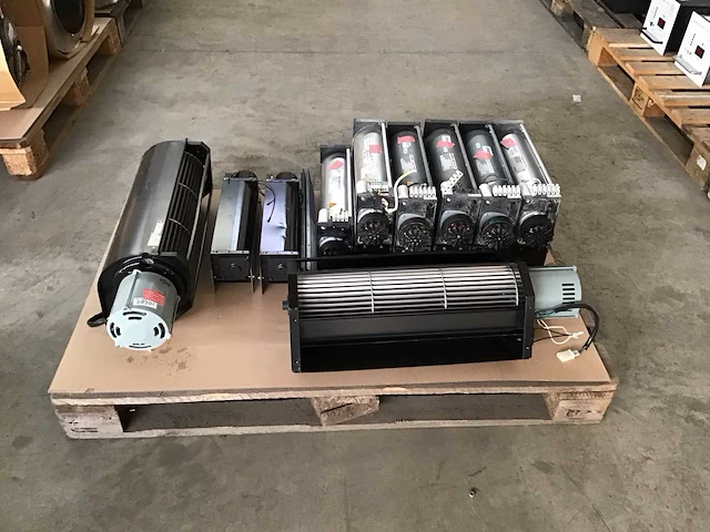 Diverse ventilatoren (10x) - afbeelding 1 van  10