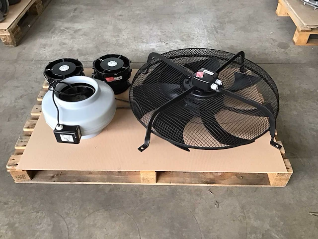 Diverse ventilatoren (6x) - afbeelding 1 van  8