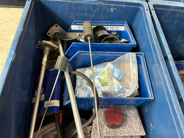 Diverse verlichtingdelen - afbeelding 3 van  3