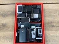 Diverse vintage samsung, nokia, alcatel, htc, lg telefoons (50x) - afbeelding 1 van  2