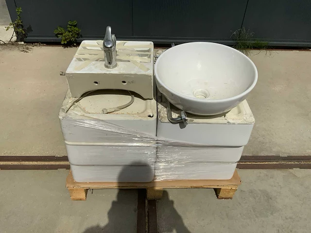 Diverse wasbakken (duravit) (8x) - afbeelding 2 van  9