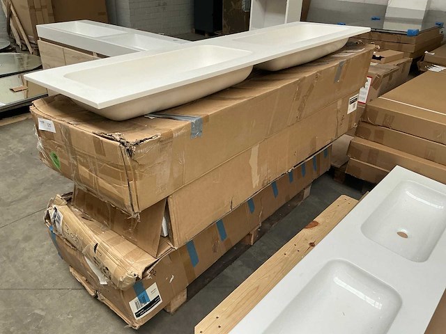 Diverse wastafels 160cm (5x) - afbeelding 1 van  8