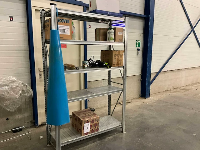 Diverse werkplaats inventaris - afbeelding 6 van  15