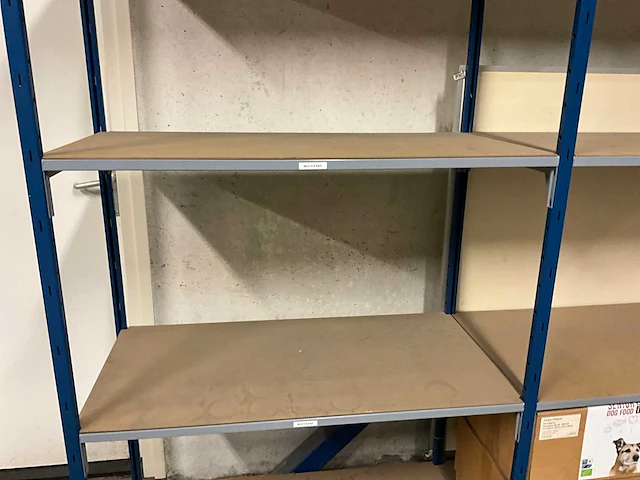Diverse werkplaats inventaris - afbeelding 13 van  15