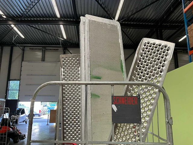 Diverse werkplaats toebehoren - afbeelding 6 van  6